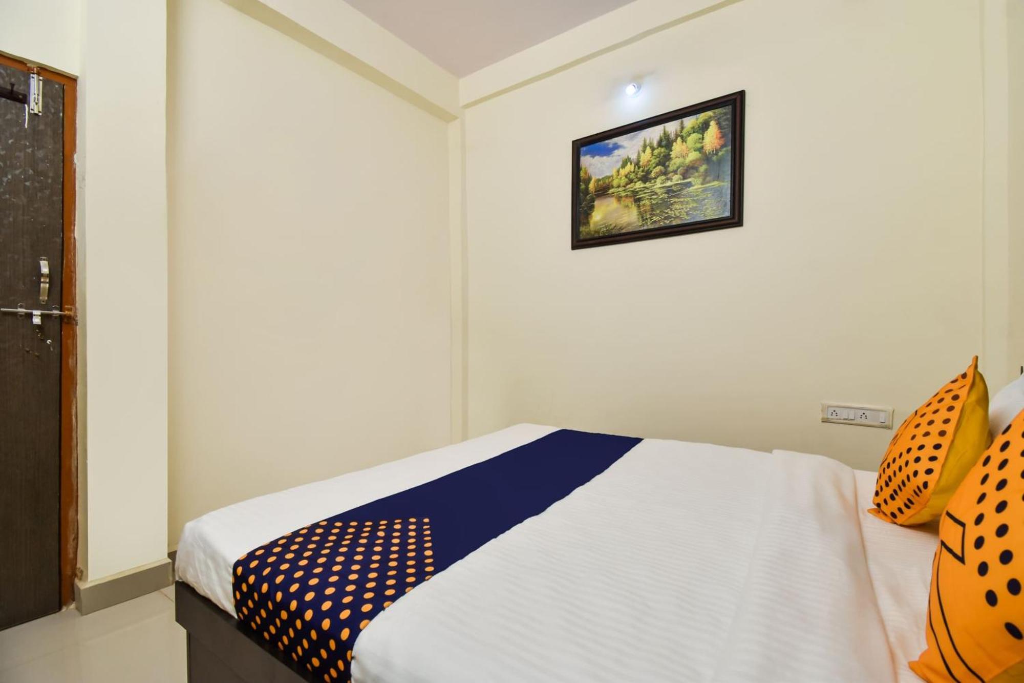 สปอต ออน 74801 คาร์นิวาล รีสอร์ต Hotel Raipur  ภายนอก รูปภาพ