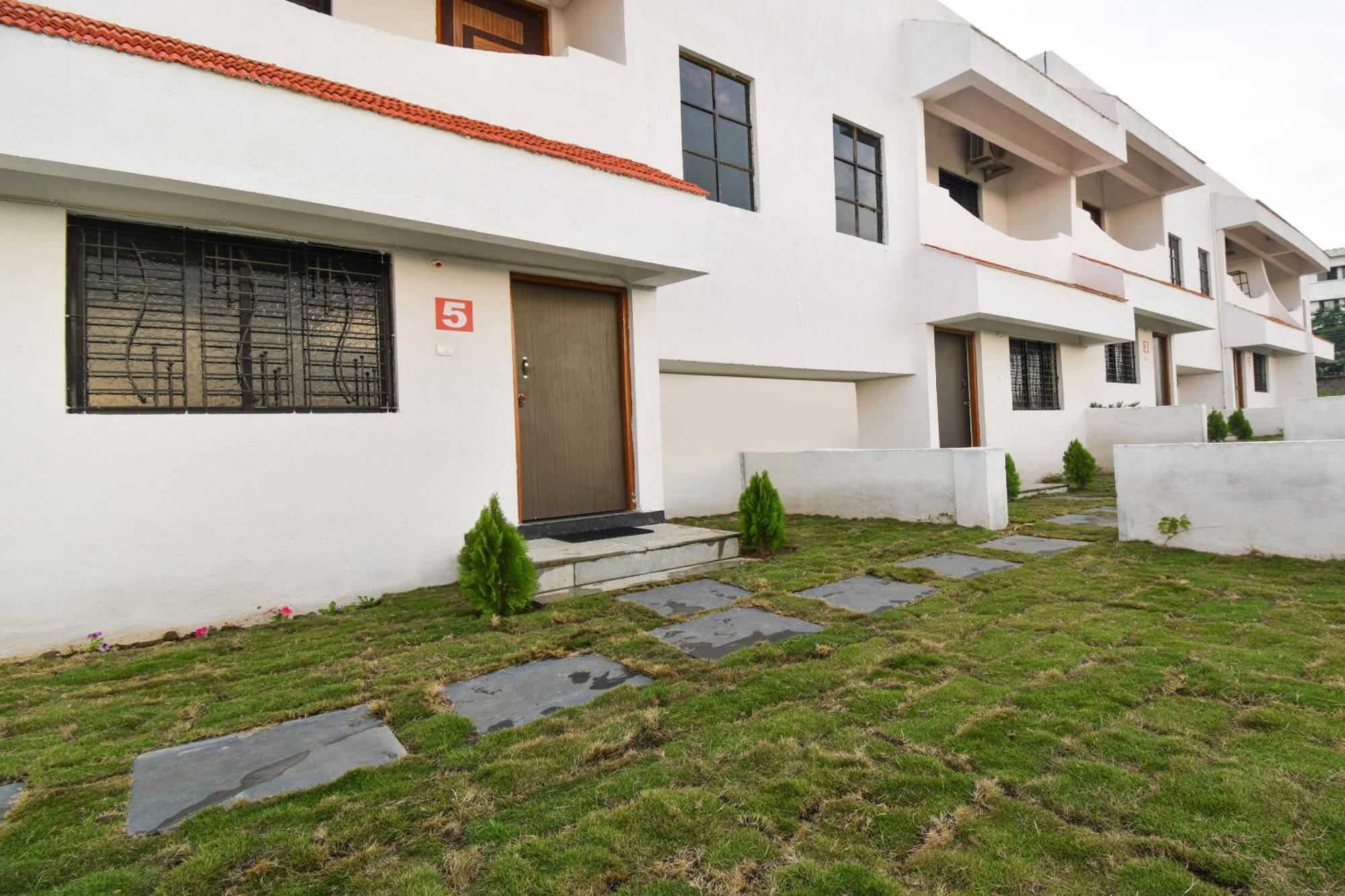 สปอต ออน 74801 คาร์นิวาล รีสอร์ต Hotel Raipur  ภายนอก รูปภาพ