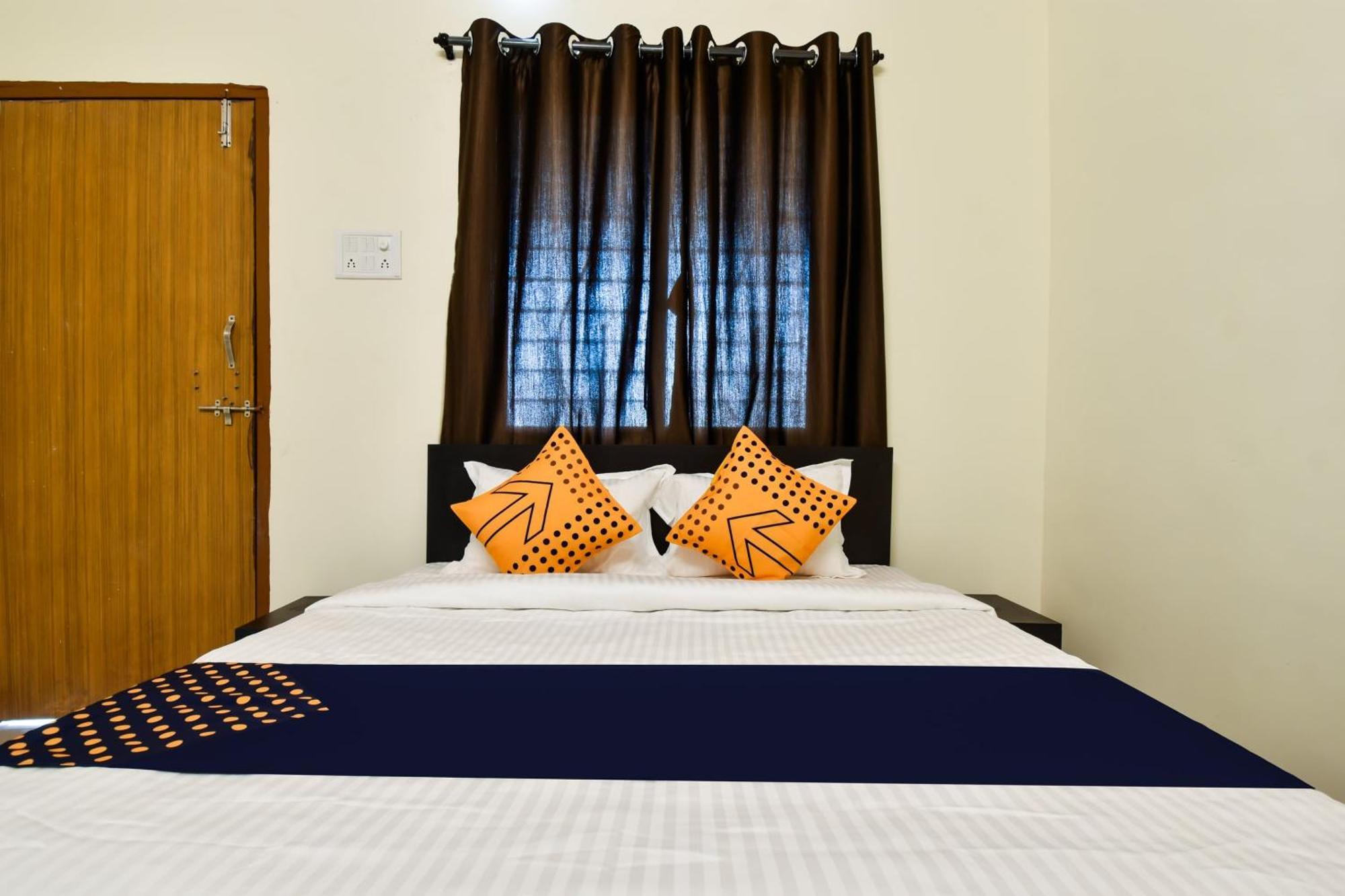 สปอต ออน 74801 คาร์นิวาล รีสอร์ต Hotel Raipur  ภายนอก รูปภาพ